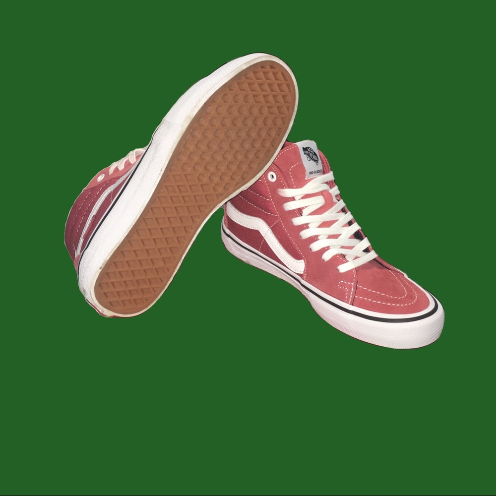 NWOT Vans Sk8-Hi Pro
